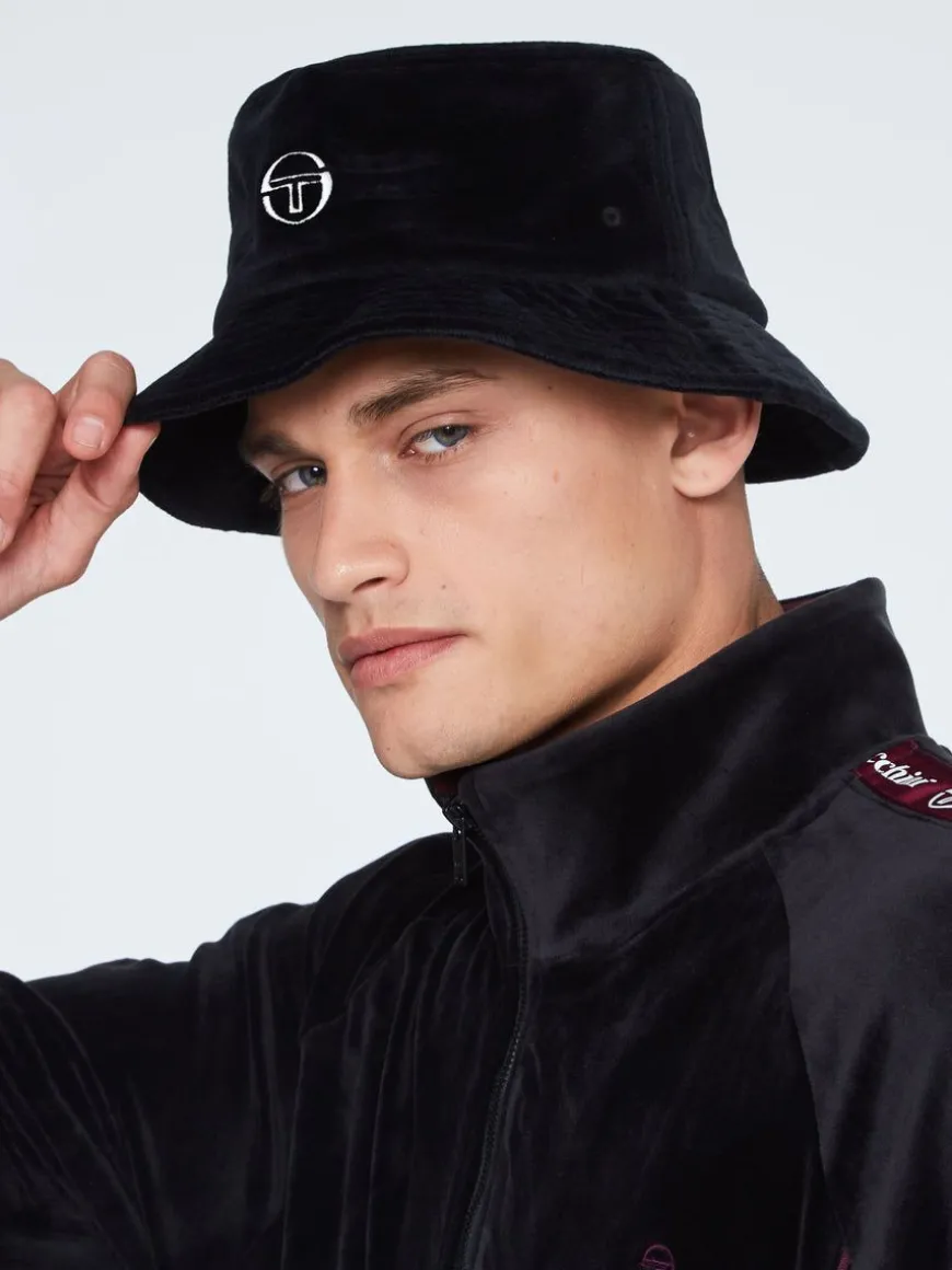 Velour Bucket Hat-Black